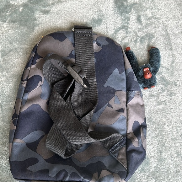 Kipling Should Backpack - Picture 2 of 3